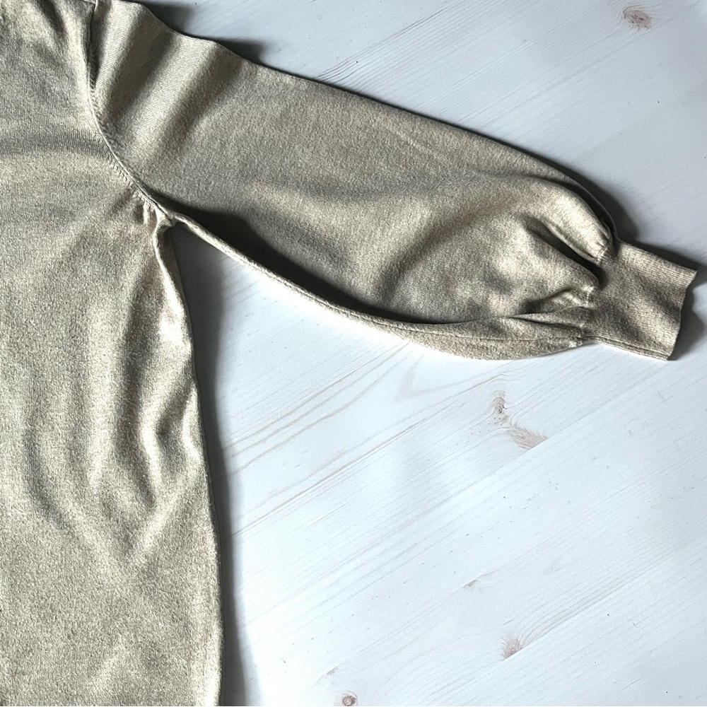 Chico’s caviar trim V-neck sweater - Picture 5 of 6